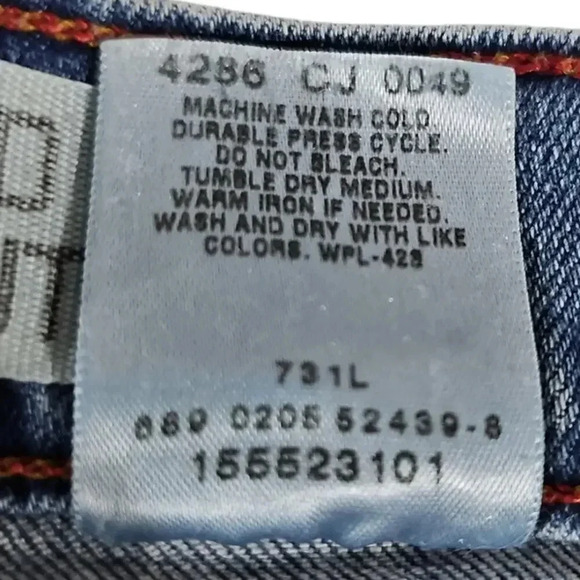 Levi's 550 Classic Relaxed Bootcut Jeans Medium Wash Size 16M - Picture 8 of 8